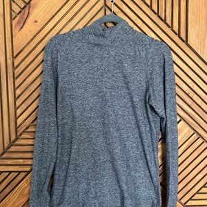 Lululemon Warm Your Core Heather Gray Mock Neck Long Sleeve Top-Med, 8